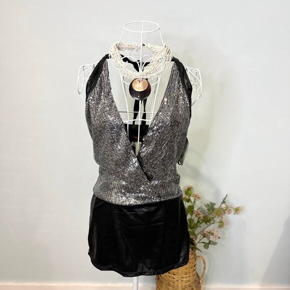Gorgeous vintage y2k black sequin plunging neckline halter slip top - Picture 1 of 7